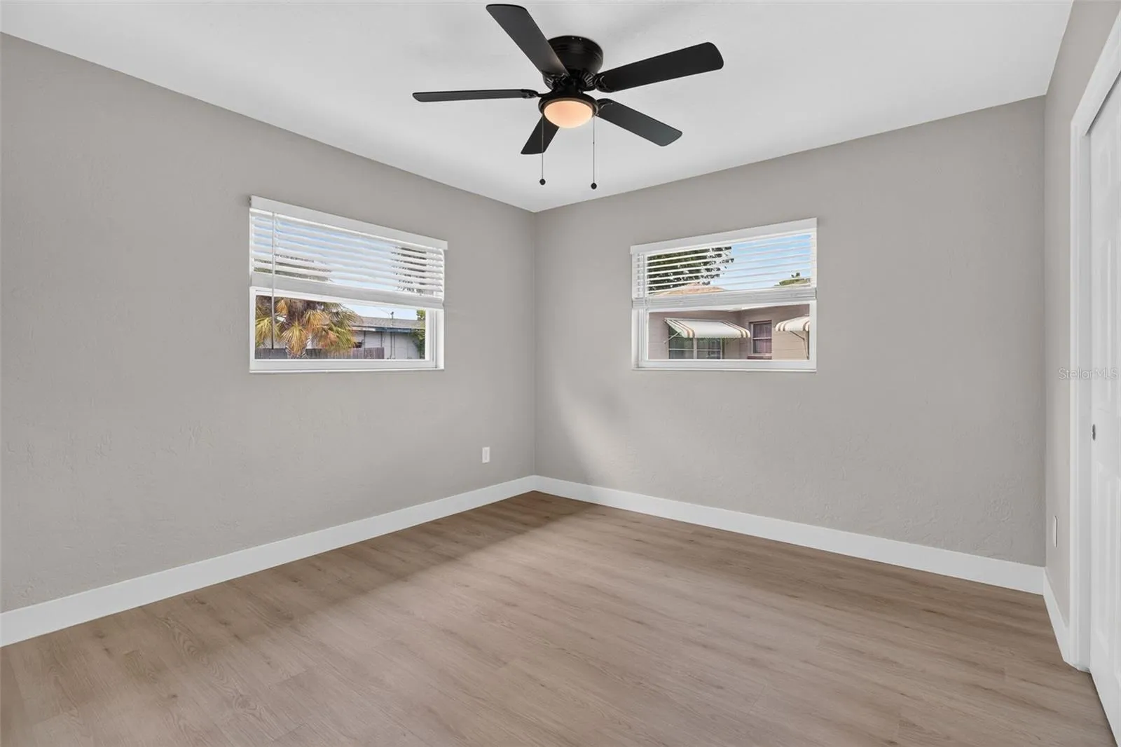 2ND BEDROOM - READY FOR YOUR FURNITURE