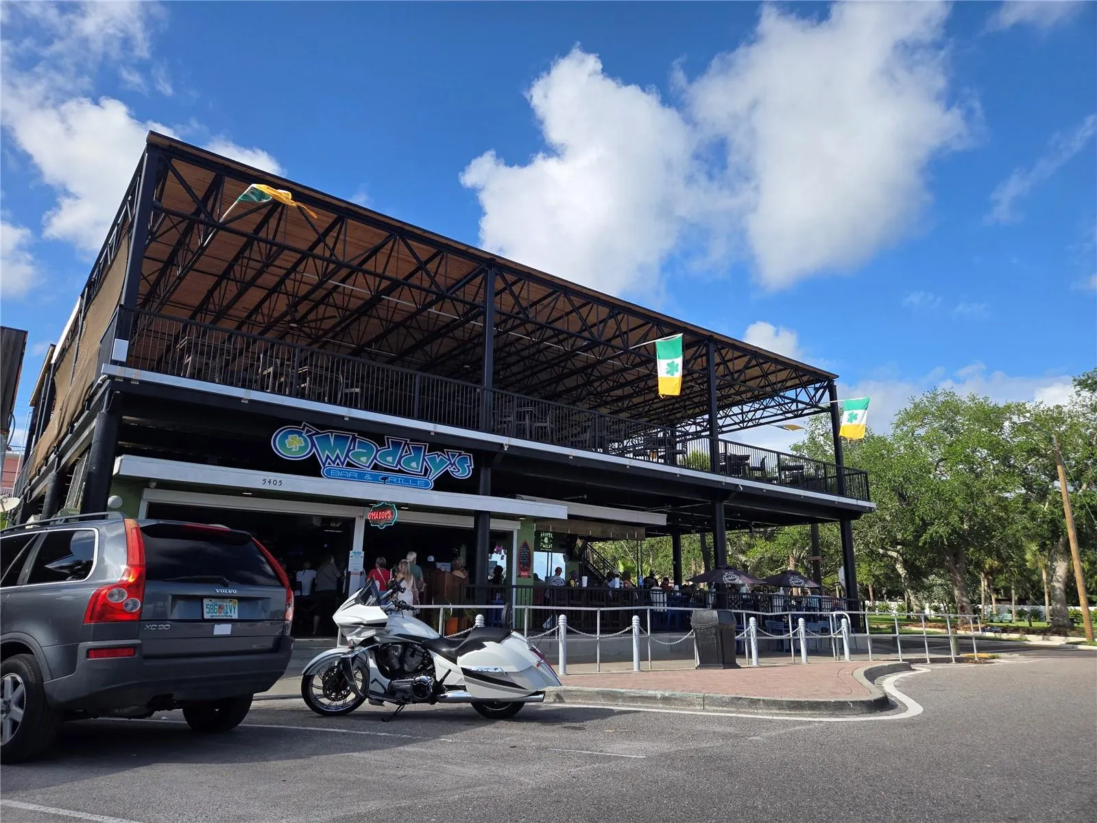 NEW 2 STORY O'MADDY'S