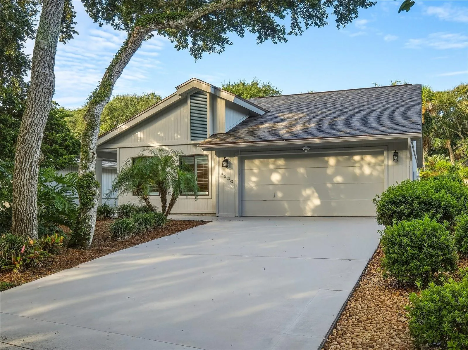 East Facing Home w/ 2 car garage