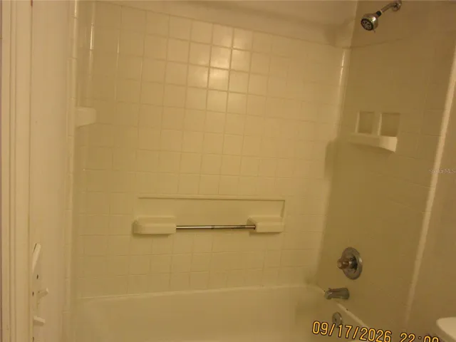 Primary Tub-shower