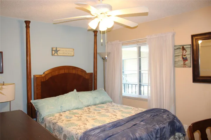 Guest bedroom