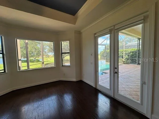 Doors out to Lanai