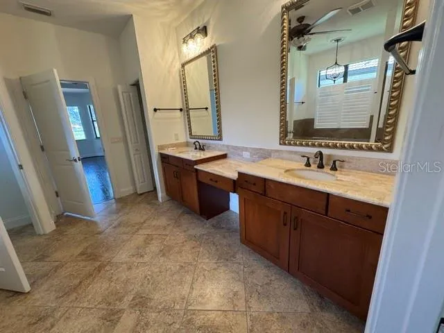 Dual vanities and make-up area