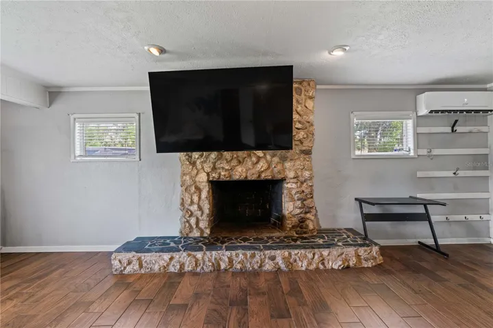 In-law suite living room