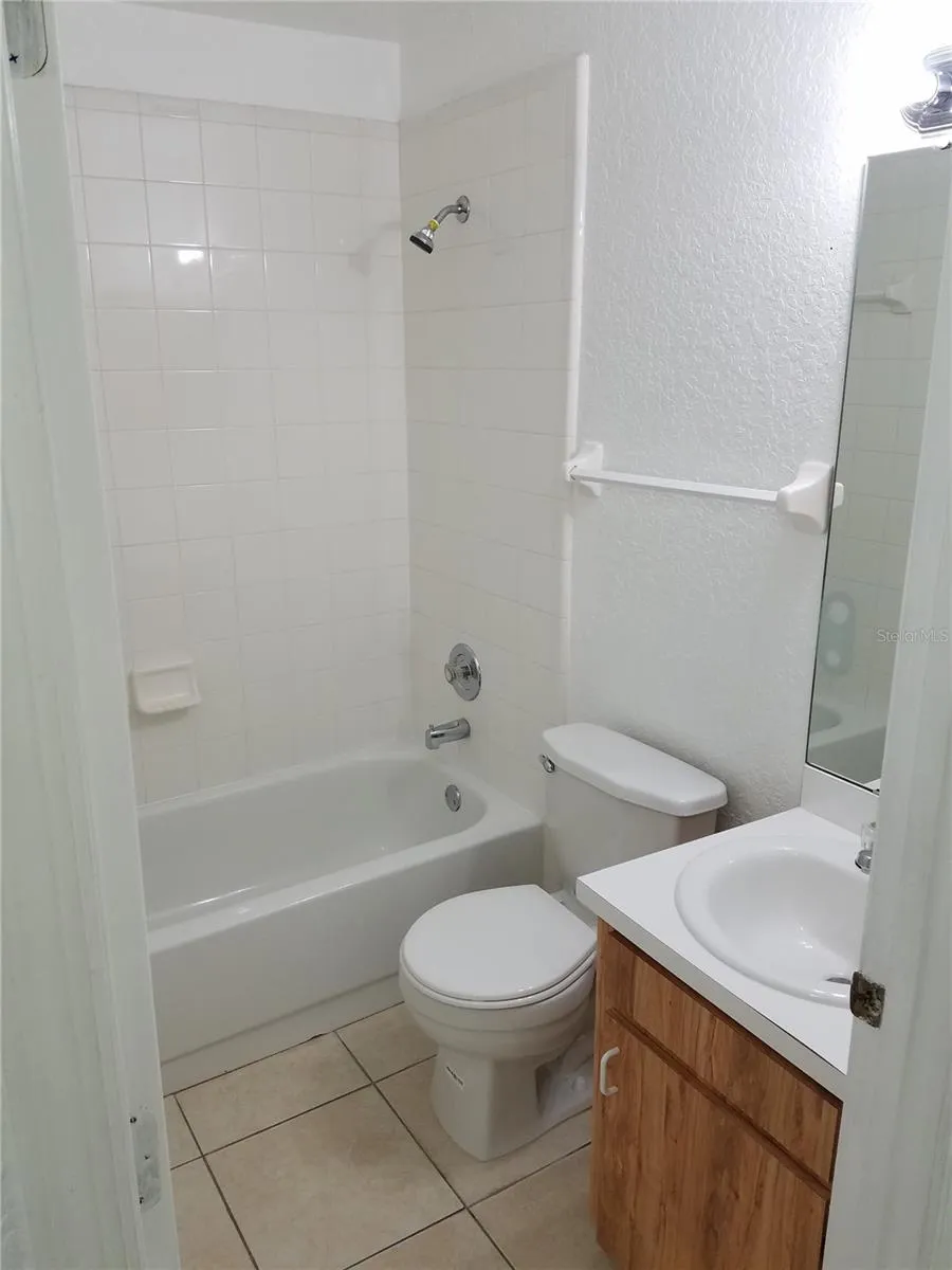 404 Guest Bath