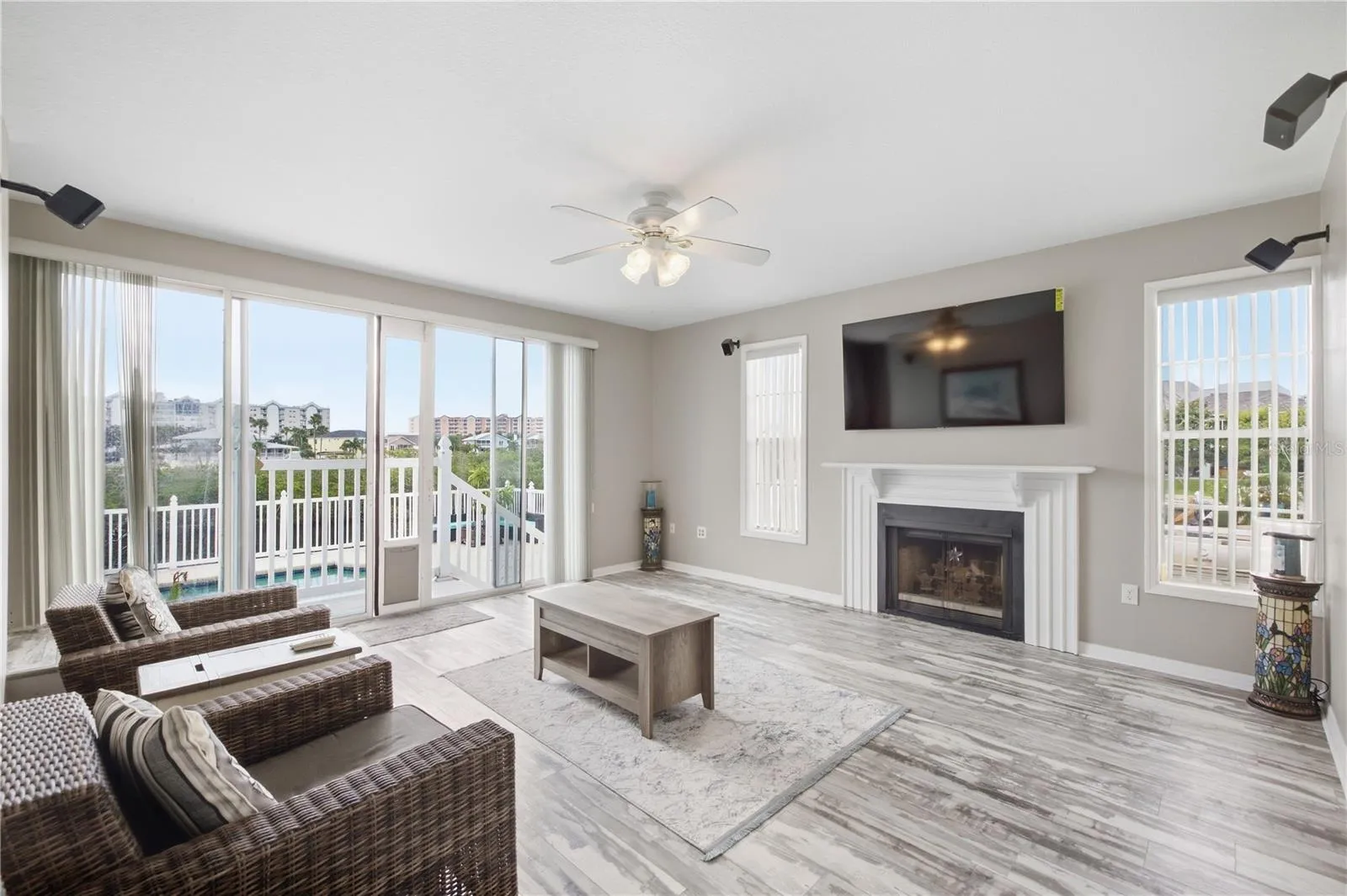 Additional downstairs Den or back entrance could be used as in - law suite for the entire downstairs!