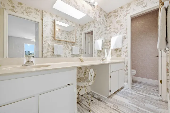 Primary Suite Bathroom.upstairs level 2!