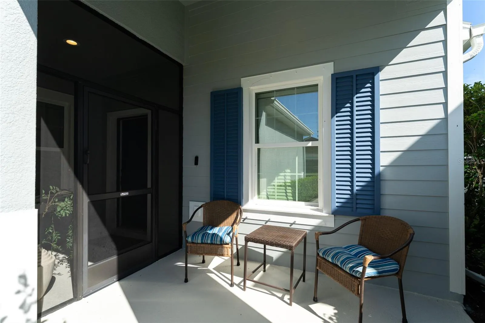 Cozy Front Porch
