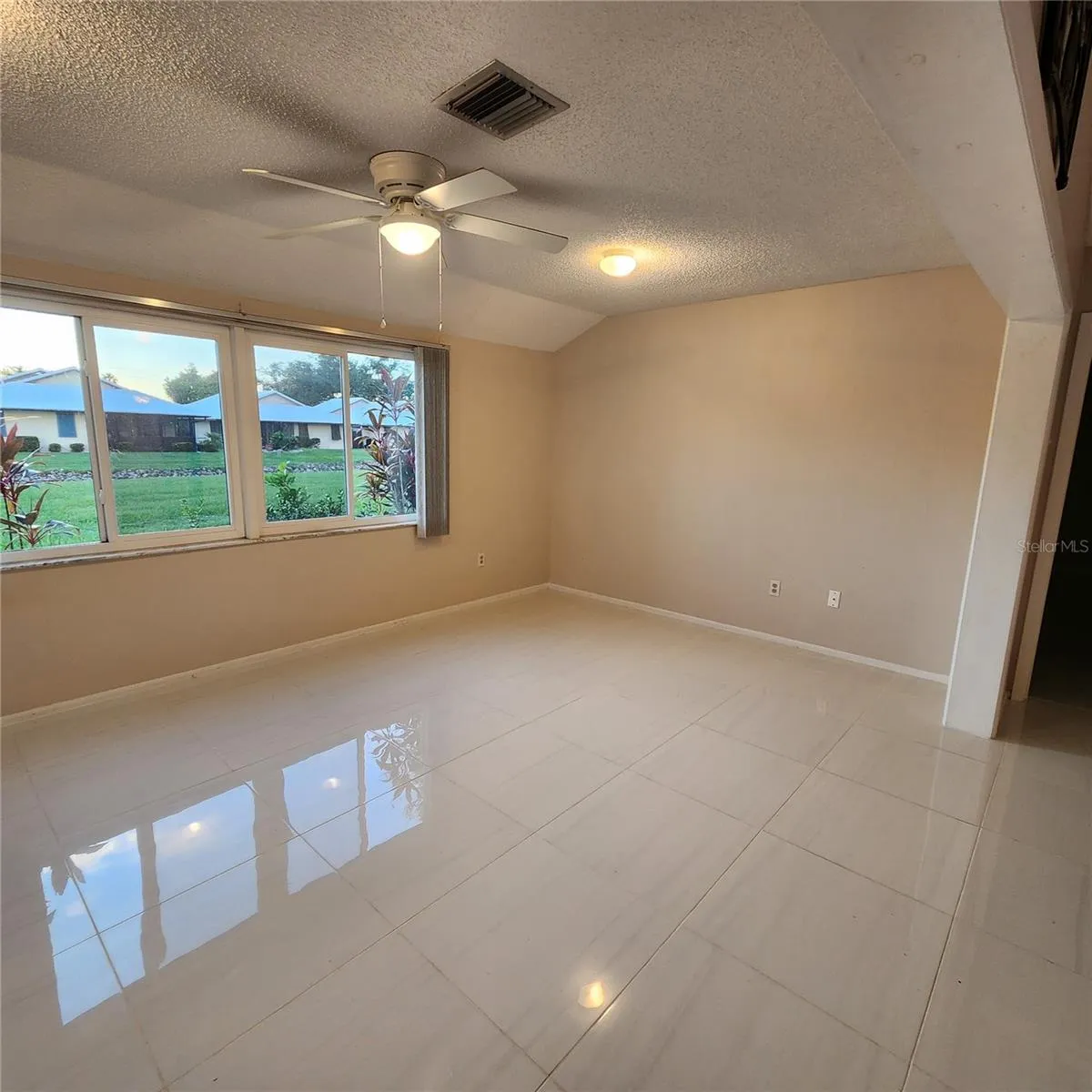 Bonus room has room for a murphy bed