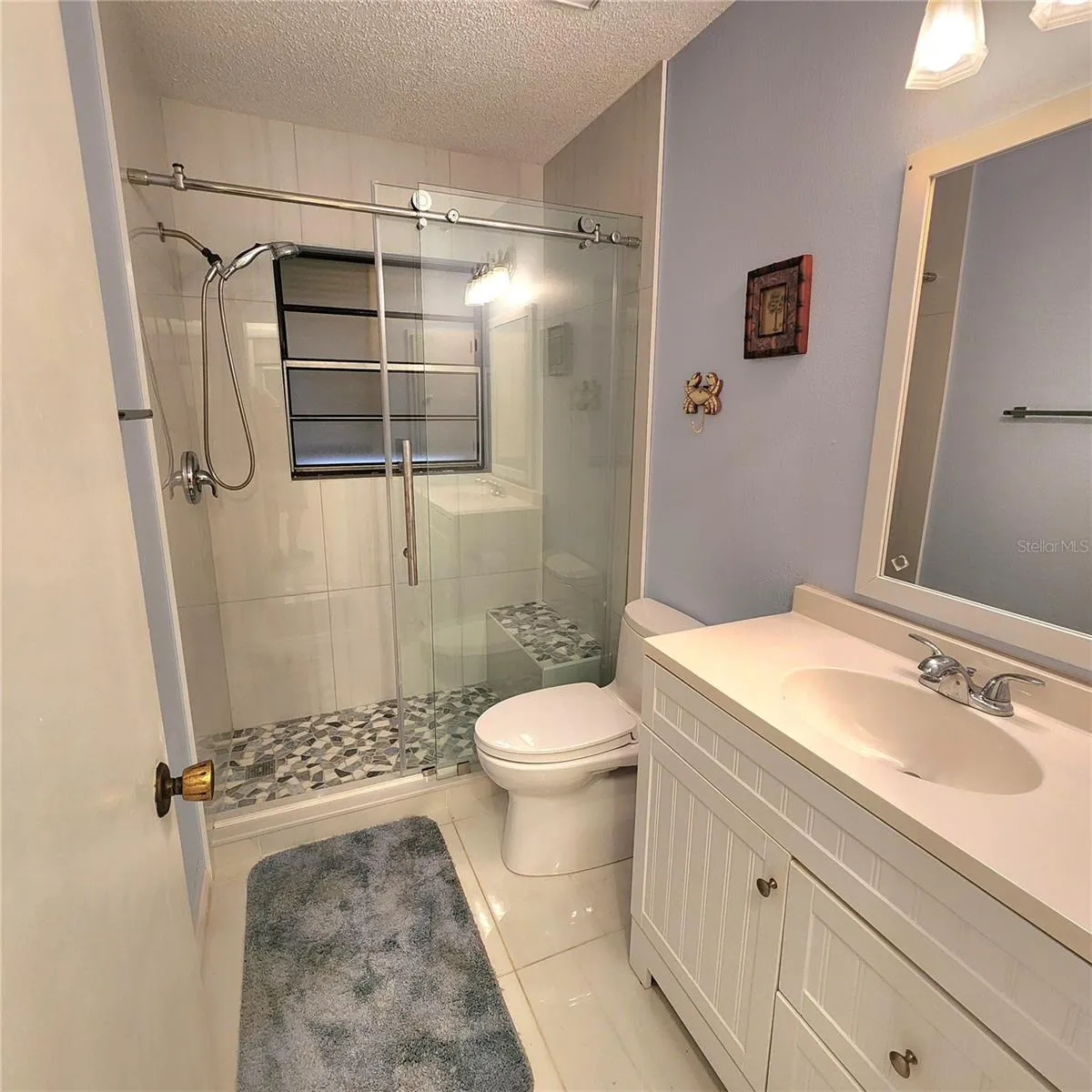 Fully updated 2nd bath