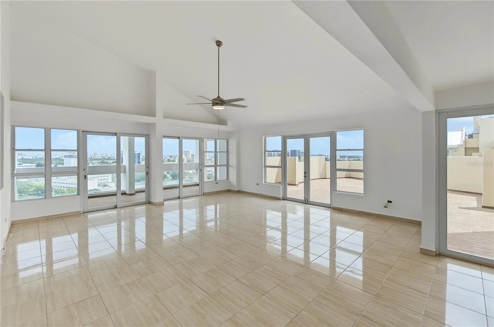 Second Level Den or Possible 4th Bedroom Second Level Den or Possible 4th Bedroom