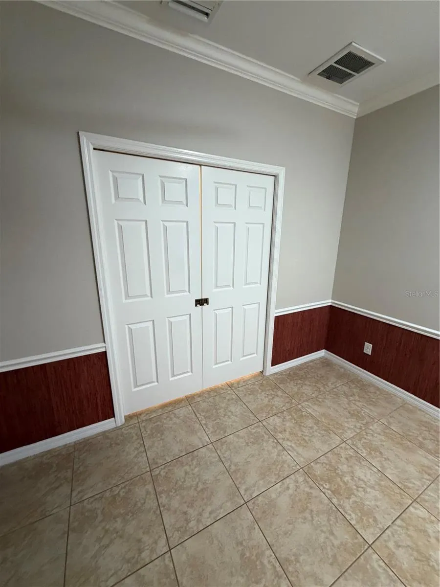 closed pocket door