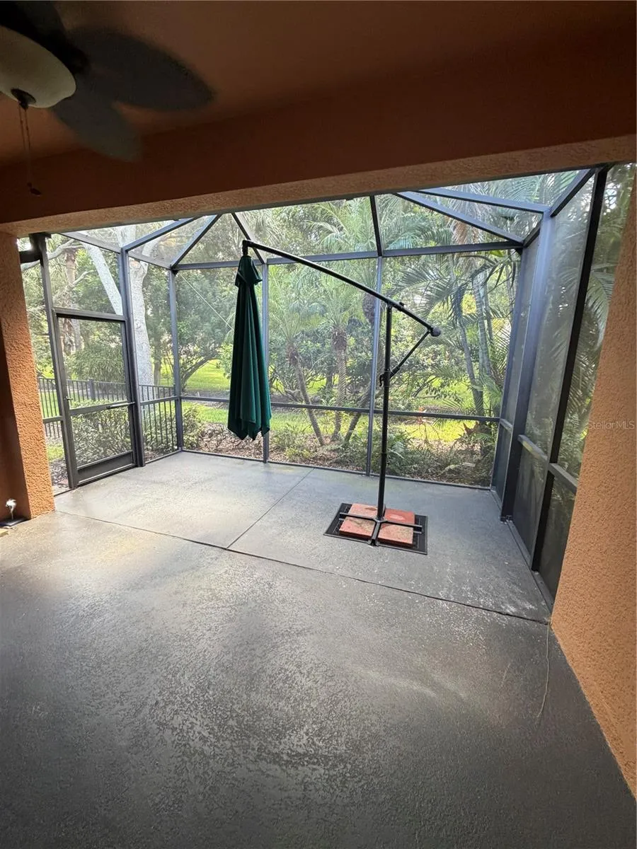 Sun porch