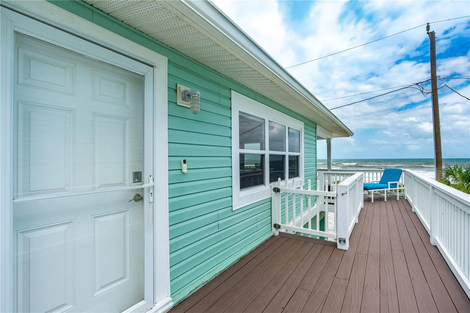 Second story balcony 1