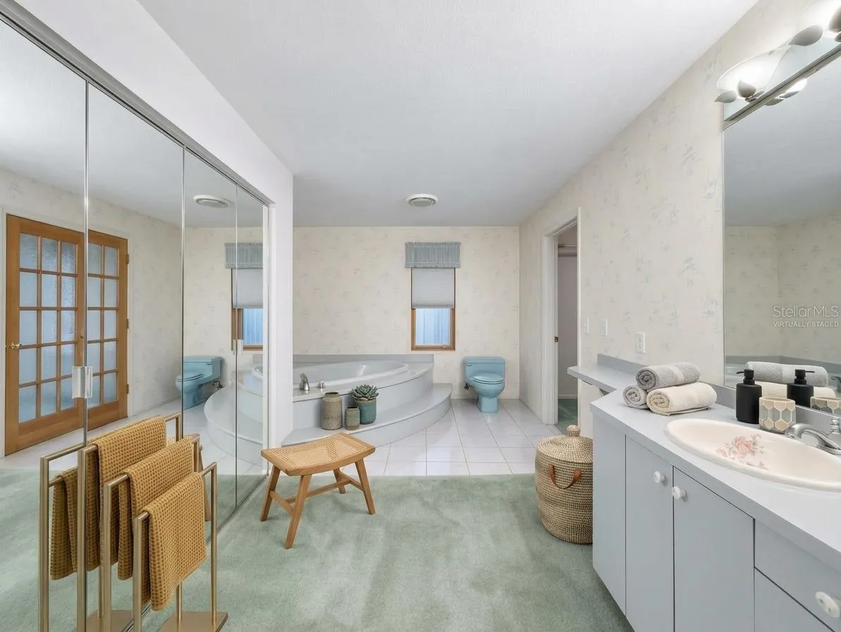 virtually staged