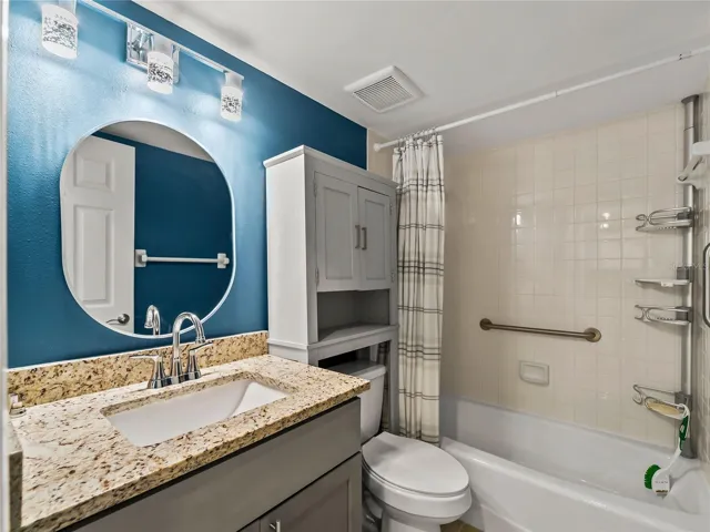 2nd Bathroom
