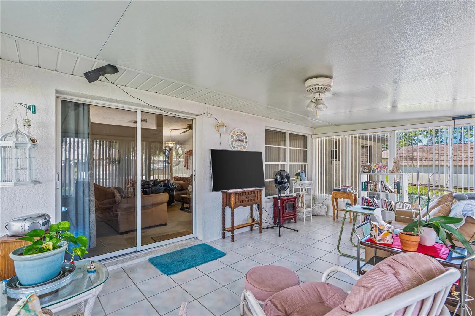 Enclosed porch