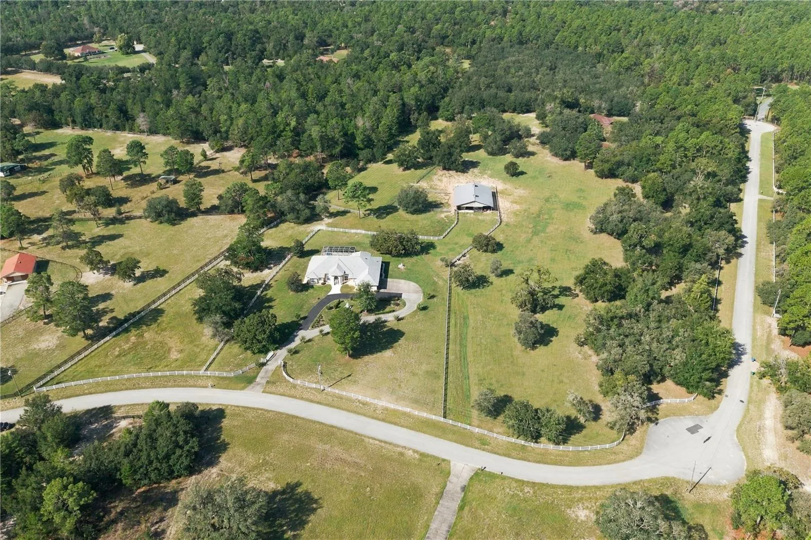 10 Acres of Equestrian Joy