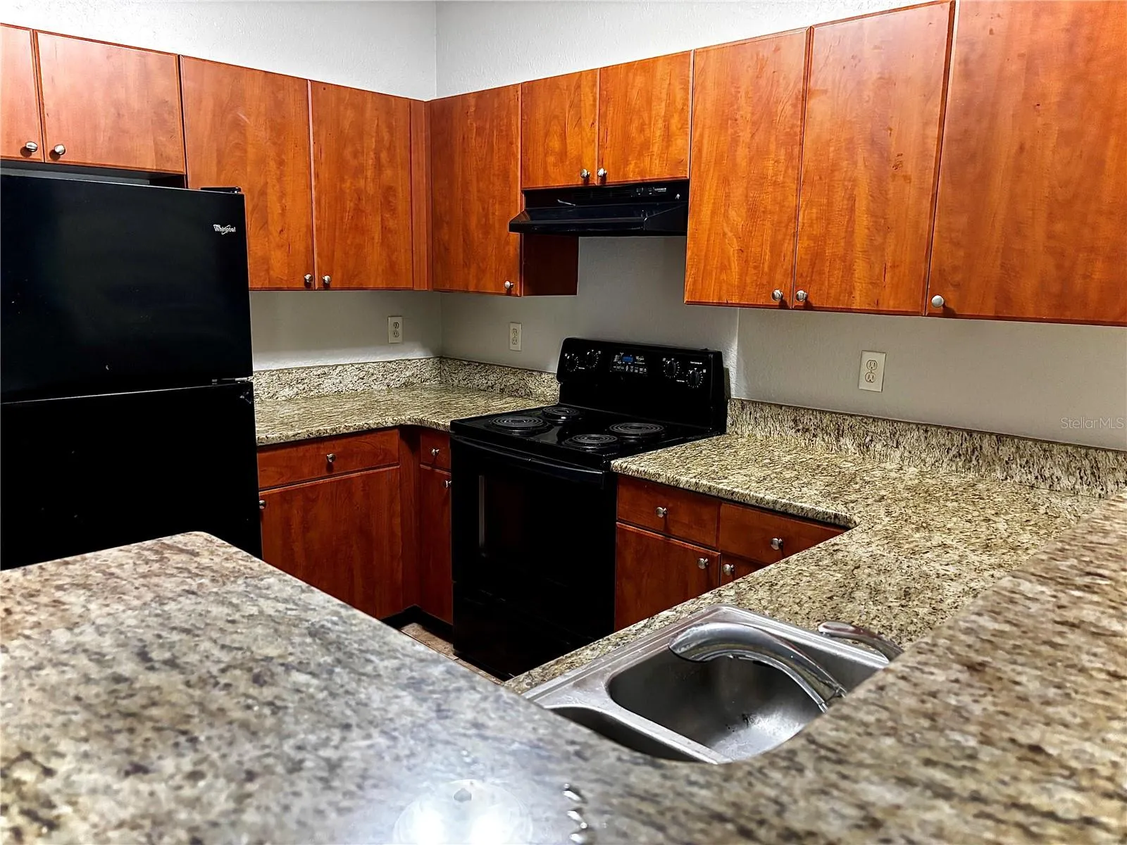 Kitchen with all appliances