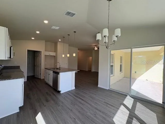 Open Layout