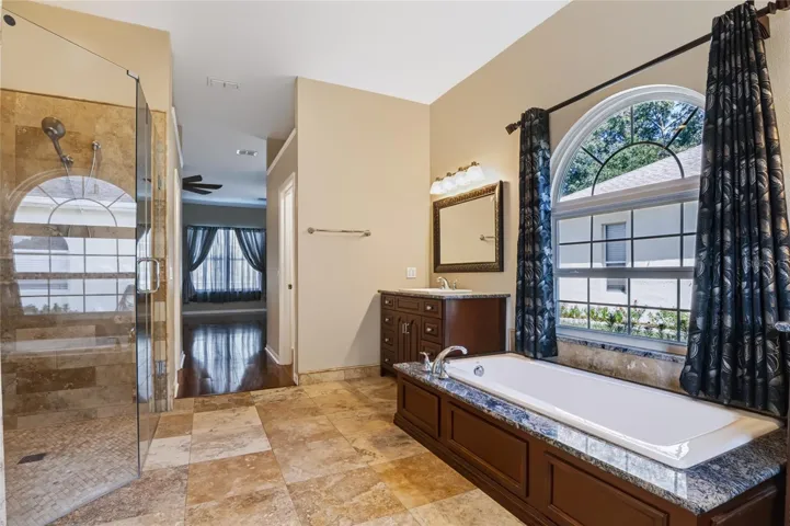 Primary bath