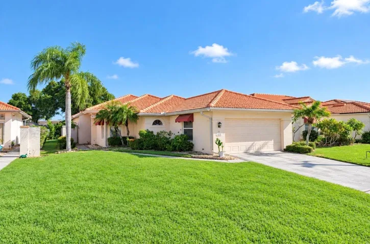 4115 Murfield Dr, Bradenton