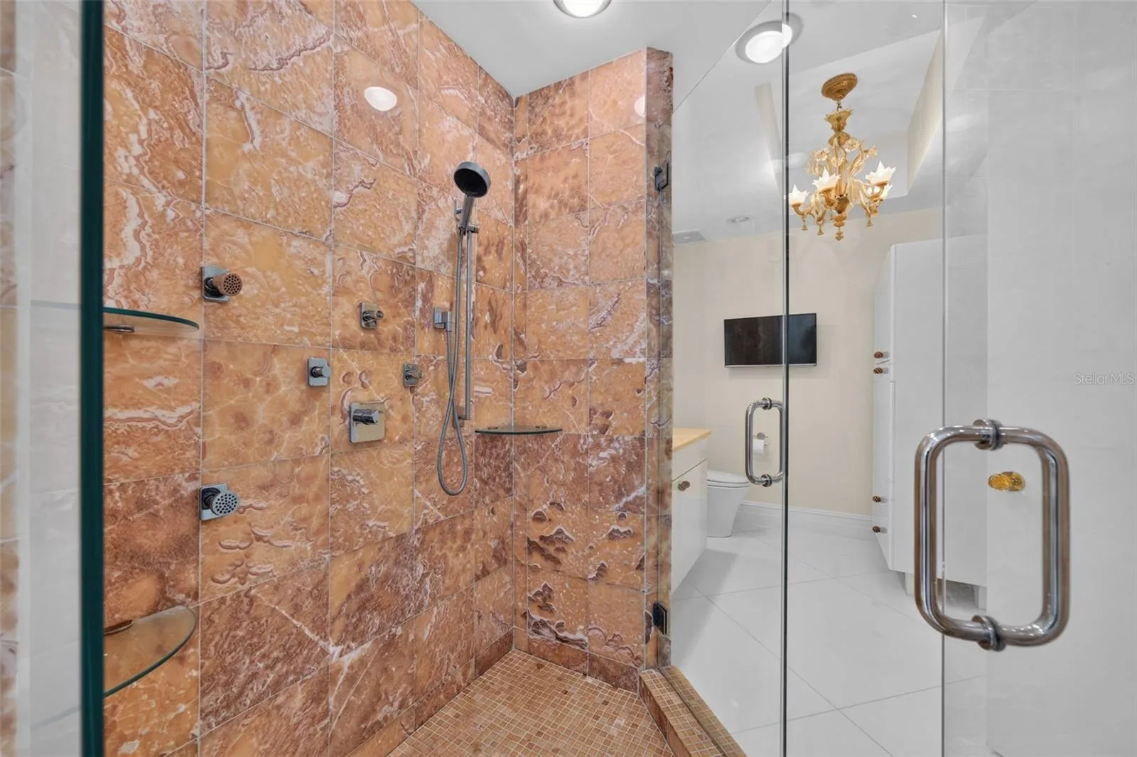 His/hers shower