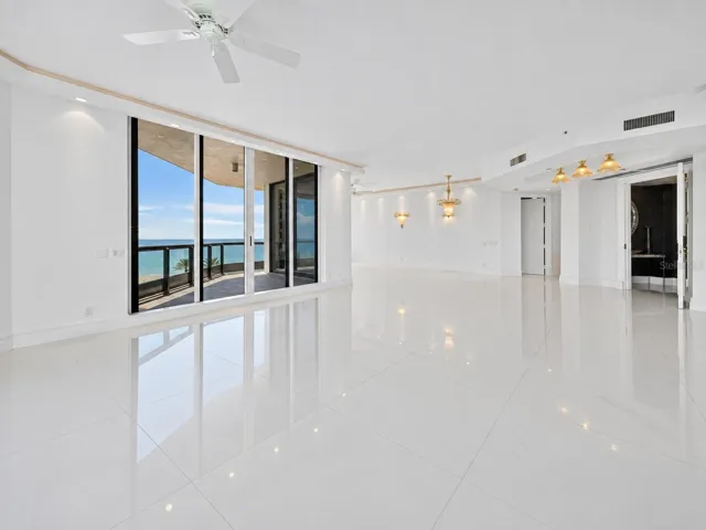 Virtually Vacant - living room and den