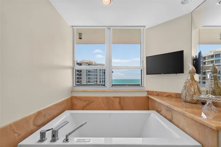 Soaking tub overlooking the gulf