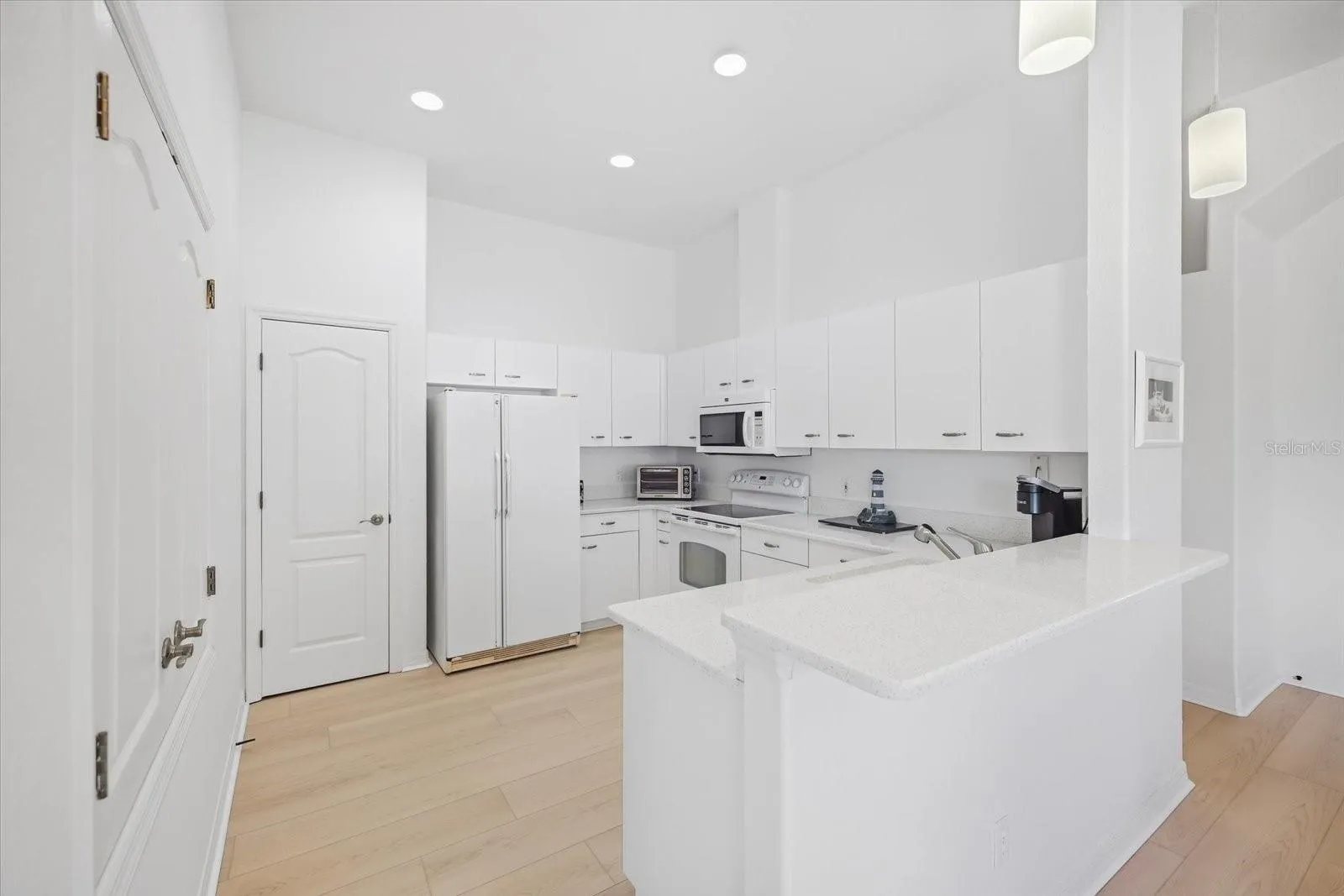 Kitchen bar top