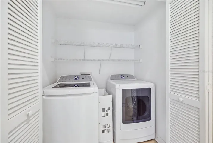 Laundry unit