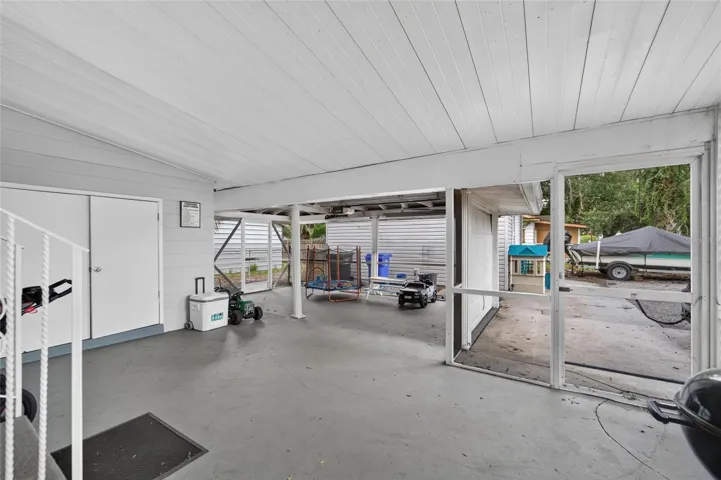 Large screened patio