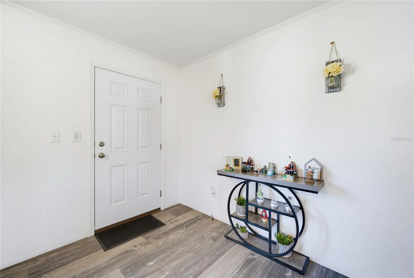 Foyer/Entrance