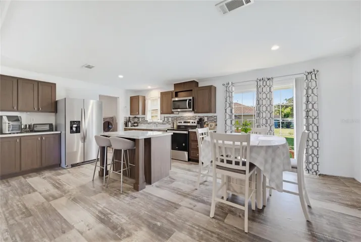 Kitchen/Dining