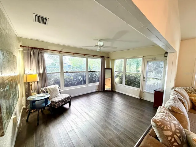Sun filled Florida room