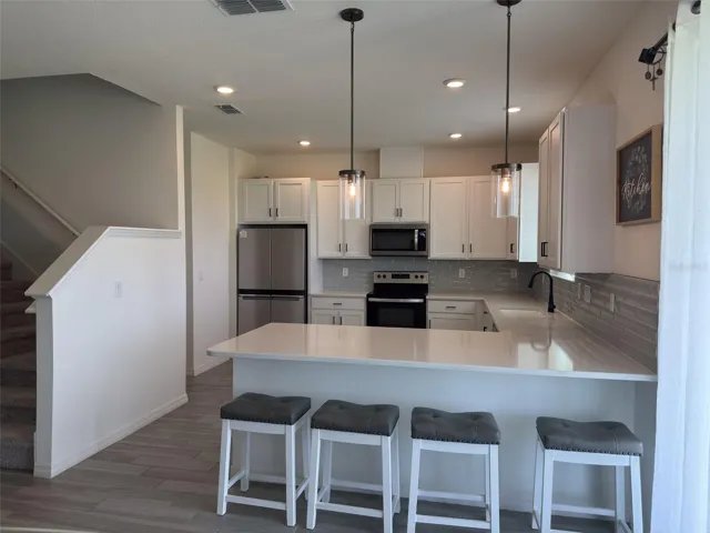 Kitchen with island