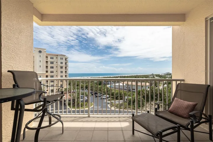 Spacious balcony opens to LR & MBR with fantastic views of the ocean!