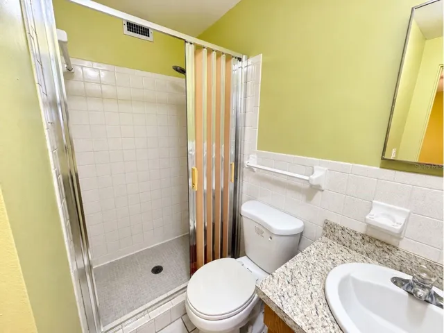 Ensuite bathroom