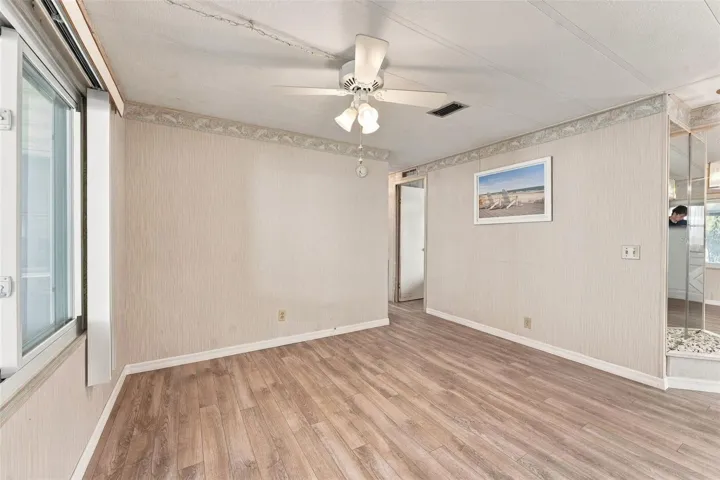 Family room/dinette area