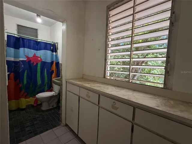 Bathroom level 1