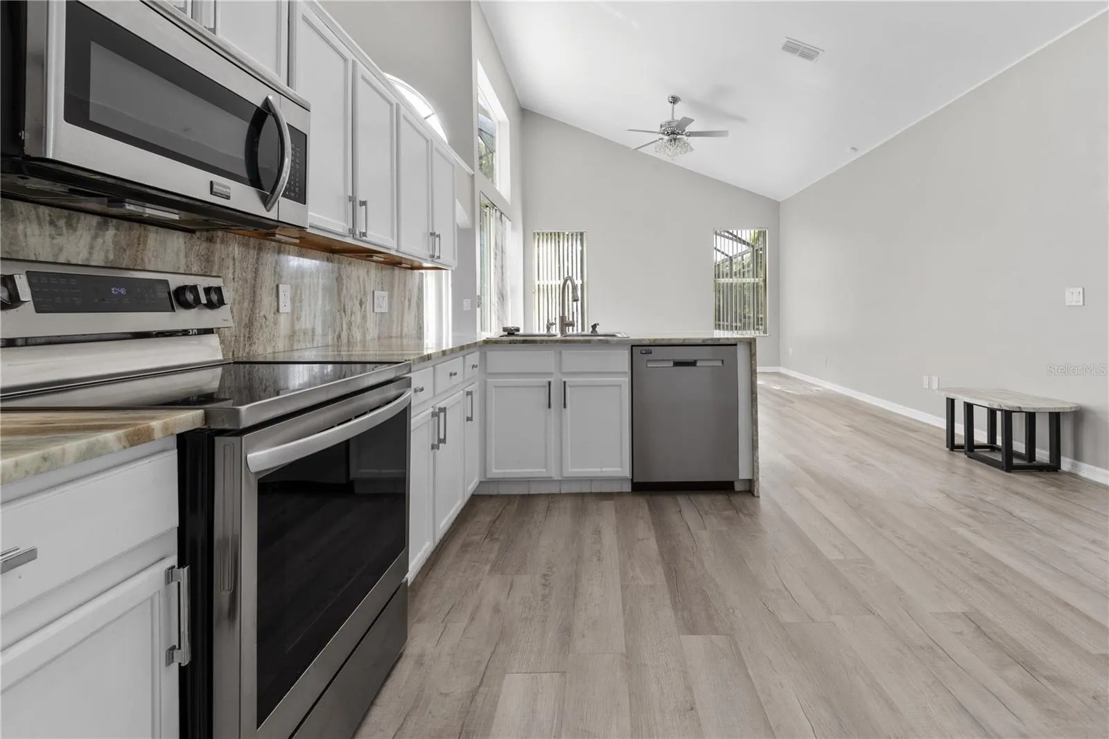 Kitchen/Family room