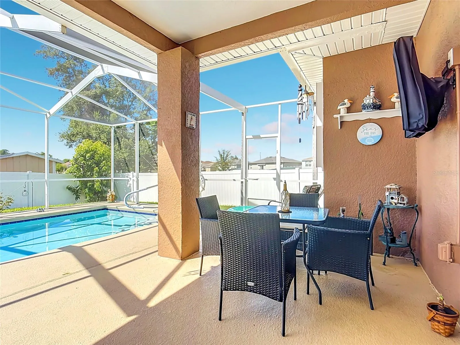 Beautiful sitting area in pool lanai