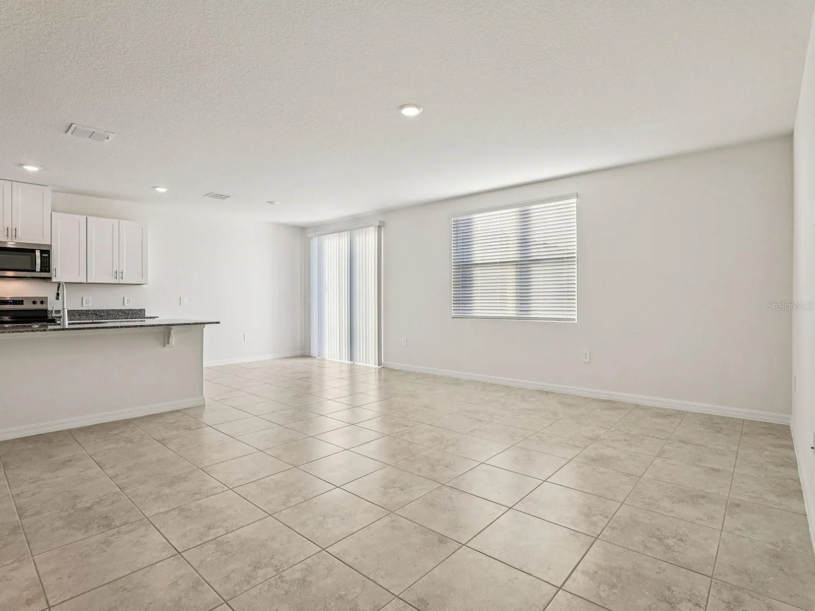 Photo is not of the actual home, but is an inspirational photo of builder’s model home and may depict options, furnishings, and/or decorator features that are not included