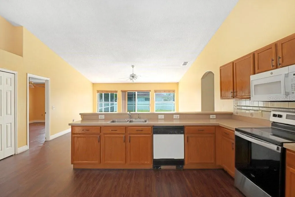 Kitchen 2