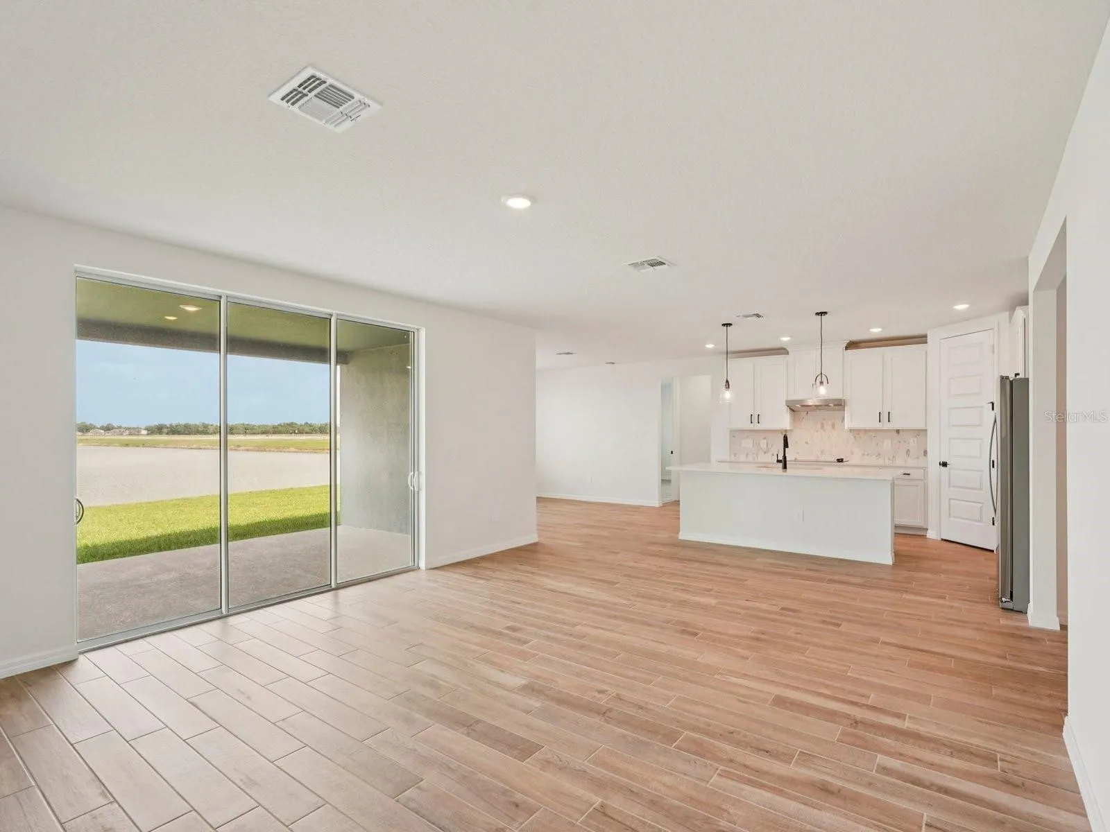 Photo is not of the actual home, but is an inspirational photo of builder’s model home and may depict options, furnishings, and/or decorator features that are not included