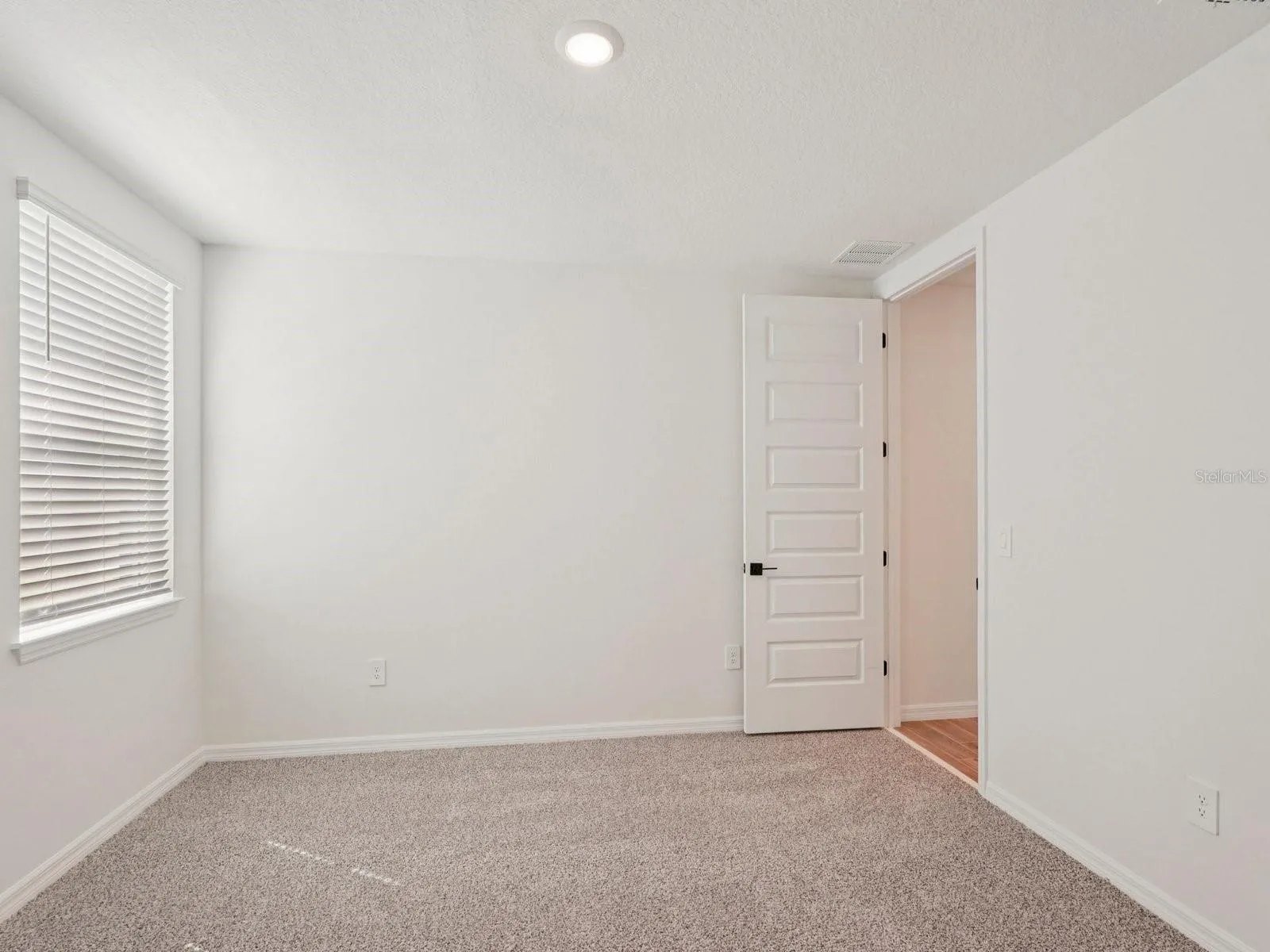Photo is not of the actual home, but is an inspirational photo of builder’s model home and may depict options, furnishings, and/or decorator features that are not included