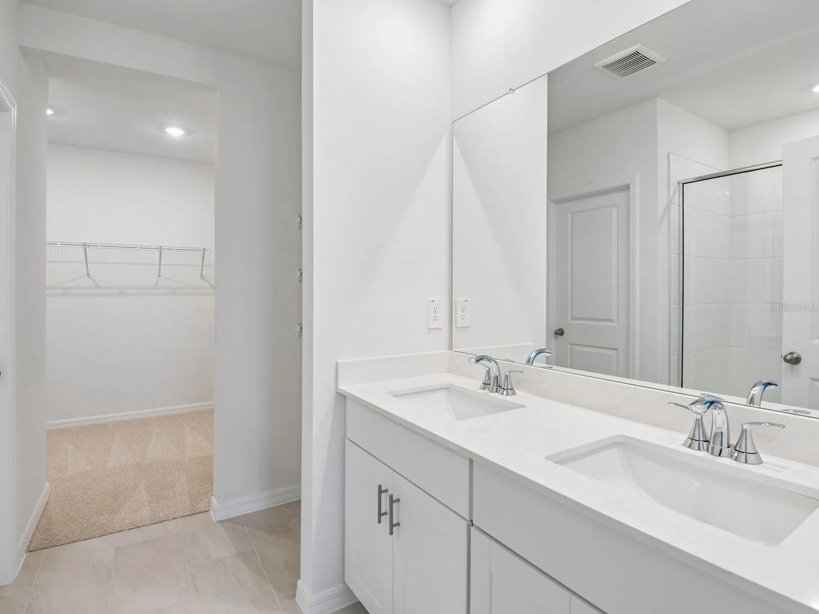 Photo is not of the actual home, but is an inspirational photo of builder’s model home and may depict options, furnishings, and/or decorator features that are not included