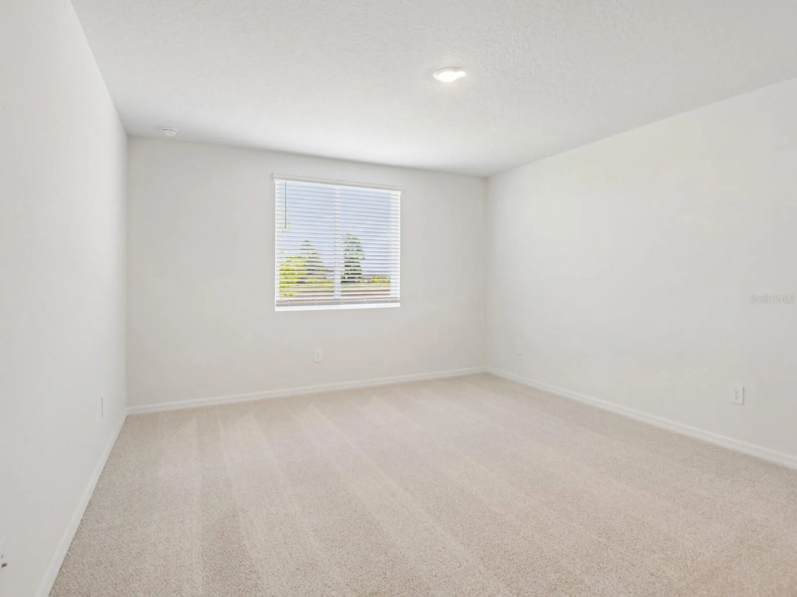 Photo is not of the actual home, but is an inspirational photo of builder’s model home and may depict options, furnishings, and/or decorator features that are not included