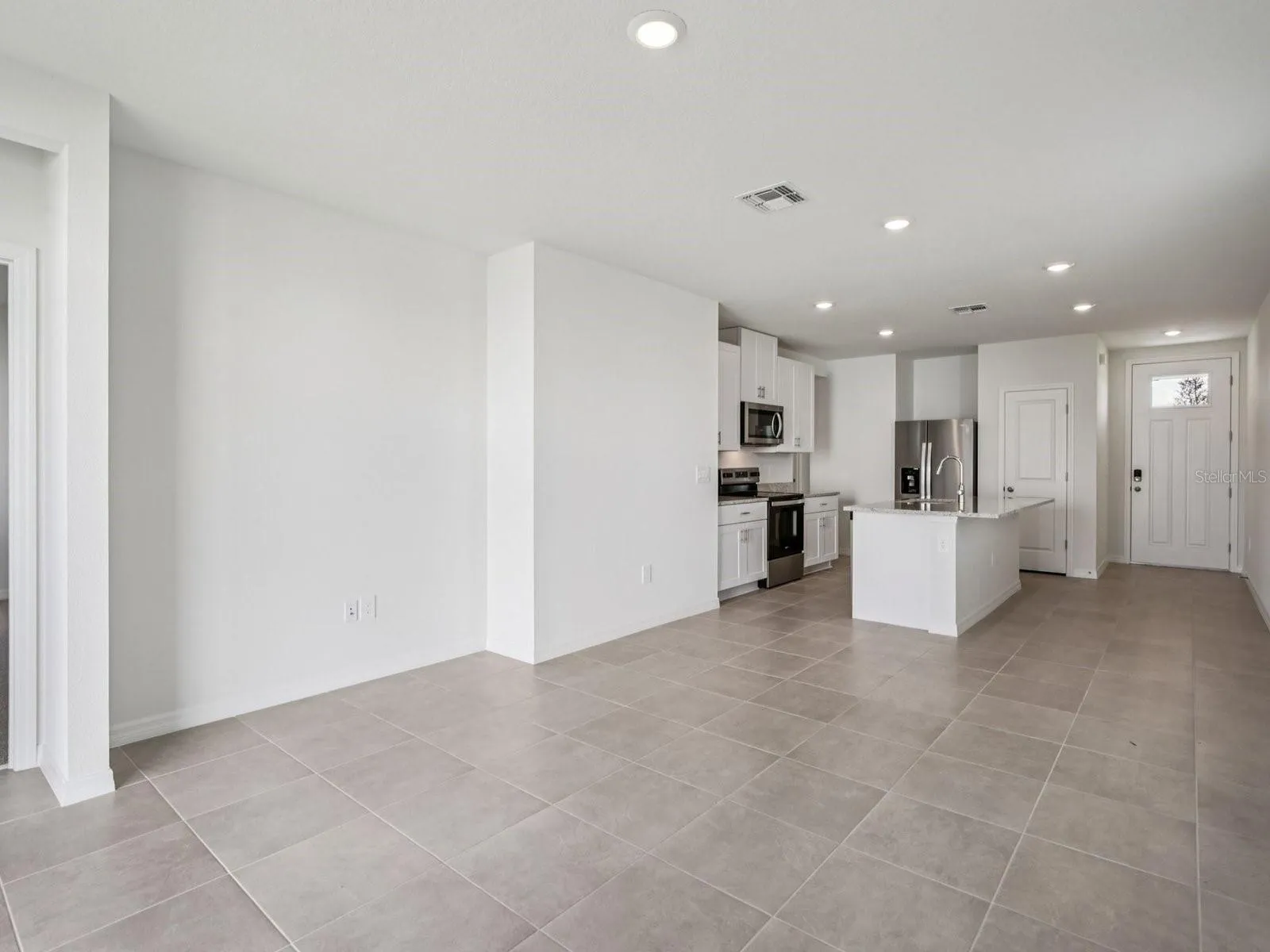 Photo is not of the actual home, but is an inspirational photo of builder’s model home and may depict options, furnishings, and/or decorator features that are not included