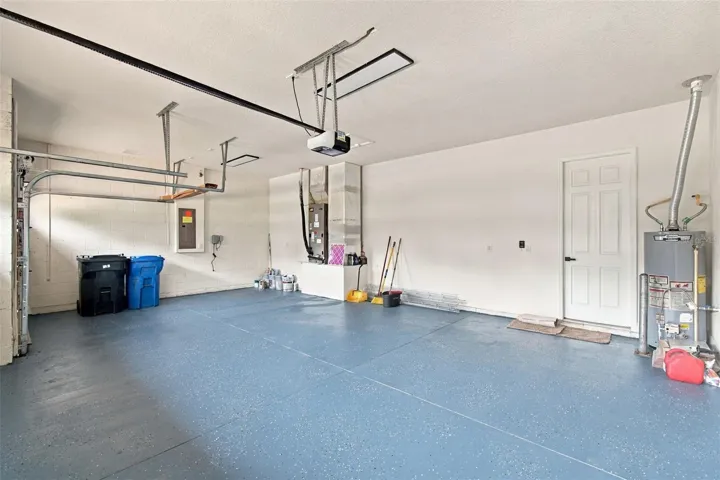 3 car garage